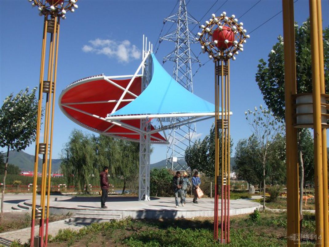 德州張拉<font color='red'>膜結(jié)構(gòu)景觀</font>設(shè)計施工【案例圖片】