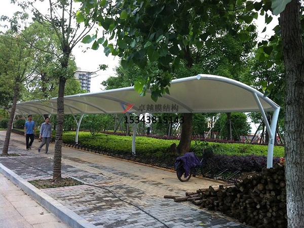膜結(jié)構(gòu)雨棚遮陽(yáng)棚效果怎么樣？