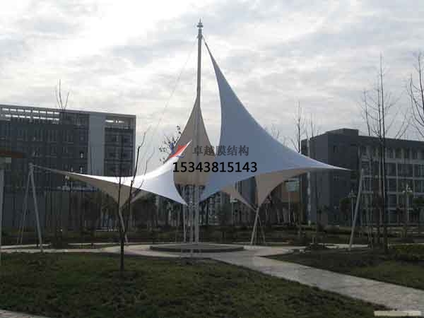 北京商業(yè)廣場張拉<font color='red'>膜結(jié)構(gòu)景觀</font>棚/雨棚設(shè)計(jì)搭建